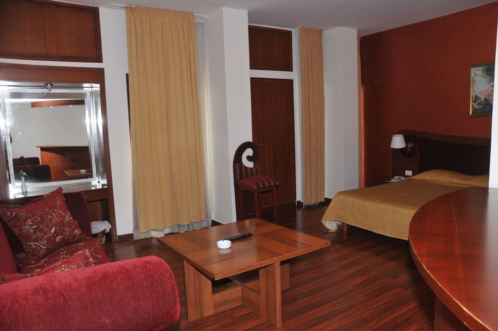 Legend Hotel Beirut Eksteriør bilde